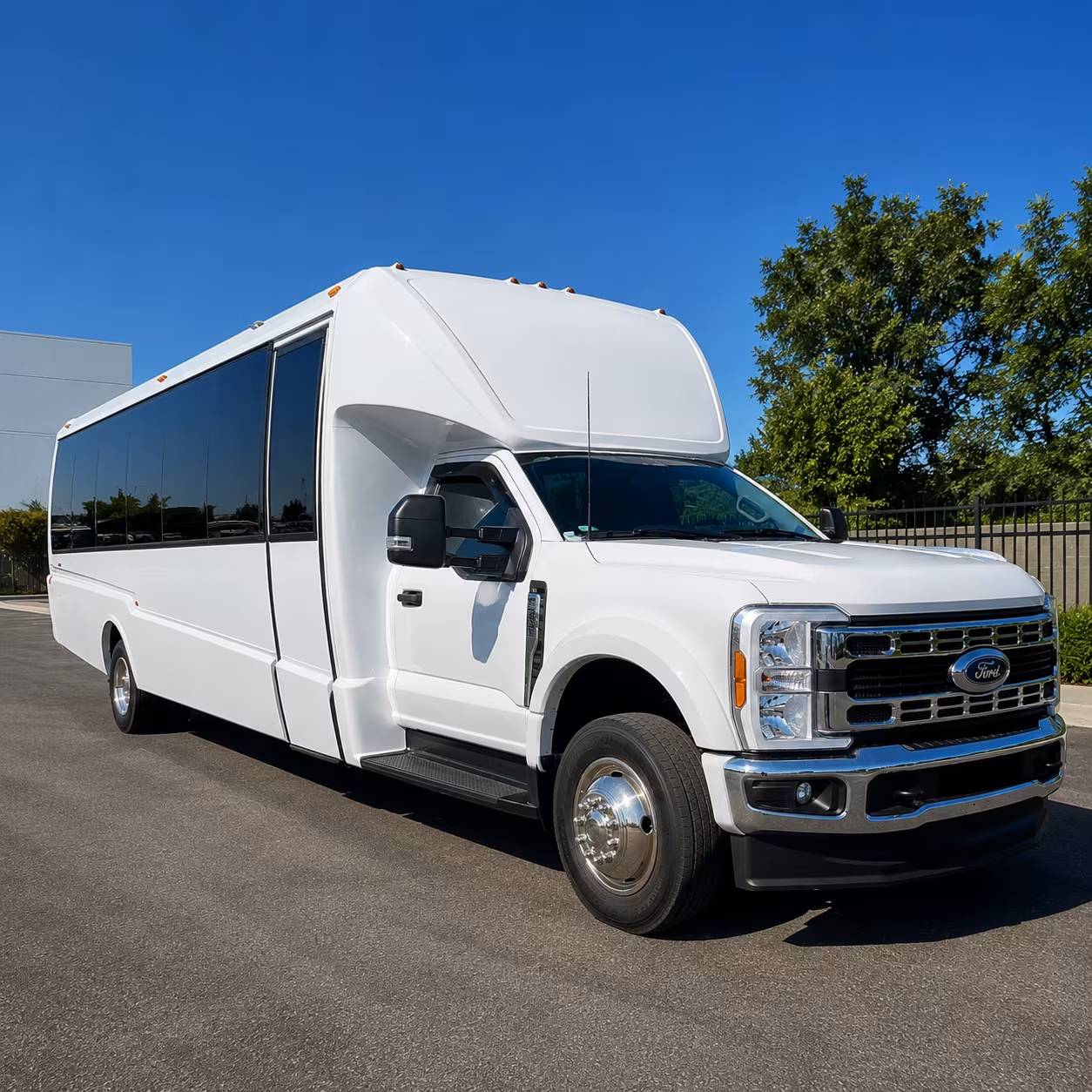 fall harvest season is the busiest time book your charlottesville wine tour bus early