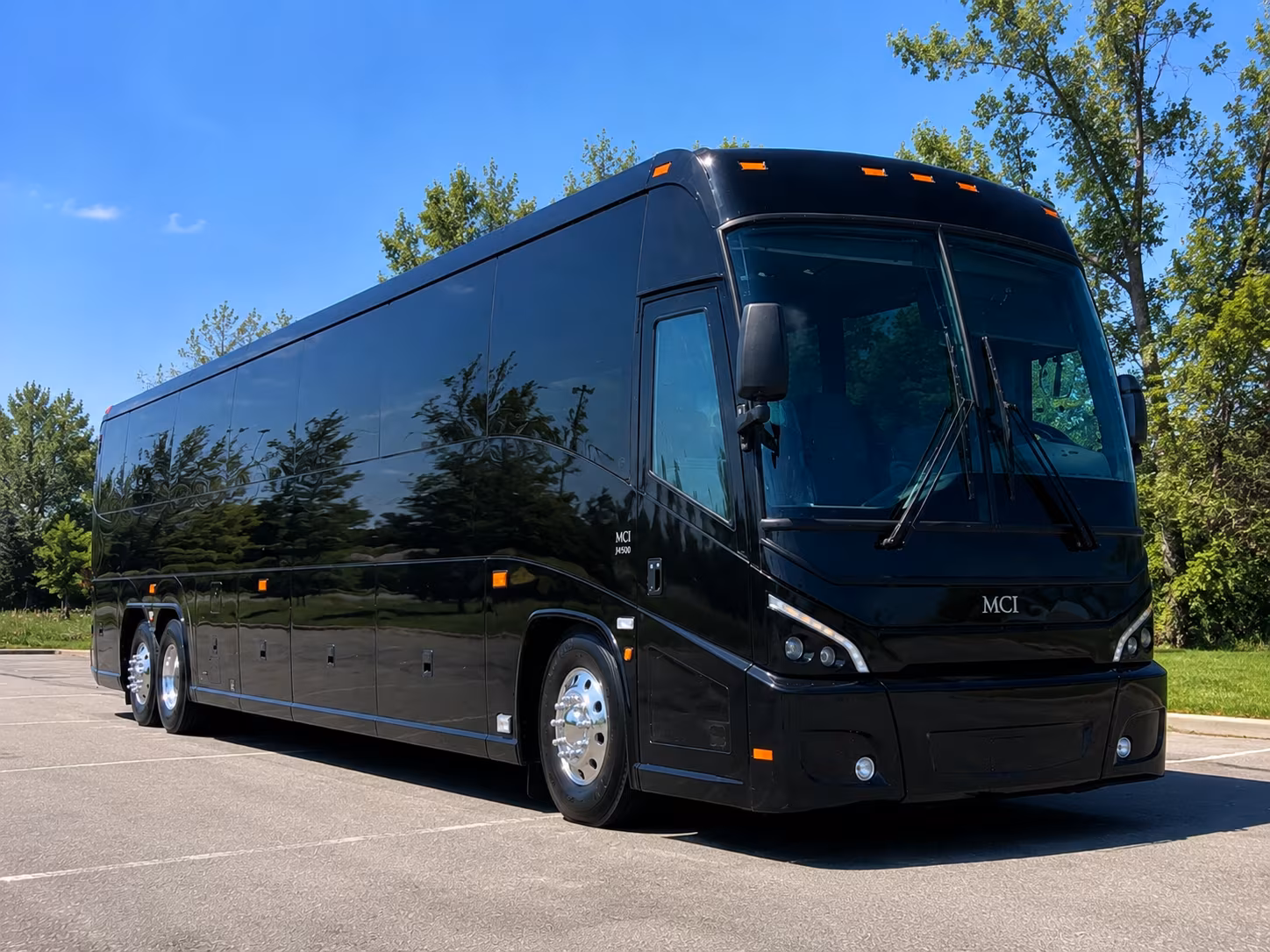 harrisonburg team and fan group charter bus rentals in harrisonburg
