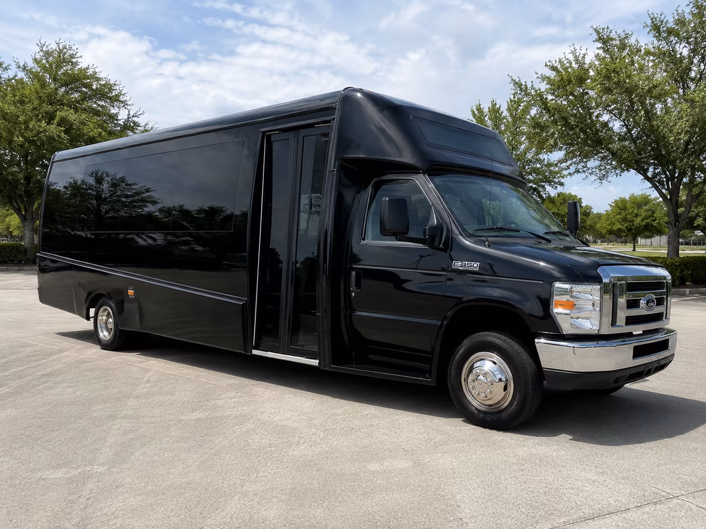 roanoke airport transfer charter buses for roanoke groups