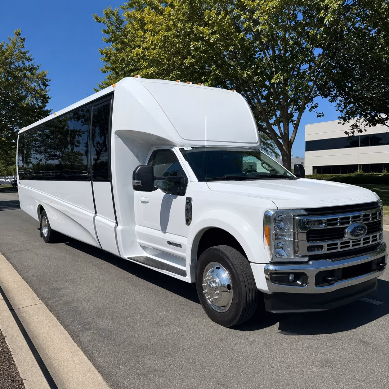 we make booking a wedding bus in charlottesville simple even during peak season