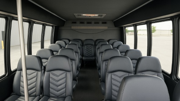 richmond 28 passenger minibus